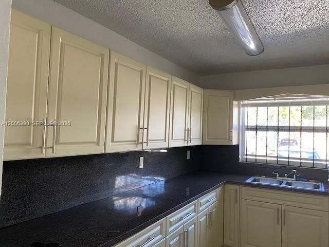 3929 NW 207th St Rd, Miami Gardens, FL 33055 Photo