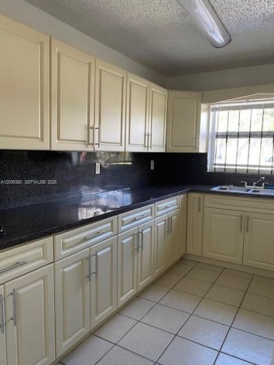 3929 NW 207th St Rd, Miami Gardens, FL 33055 Photo