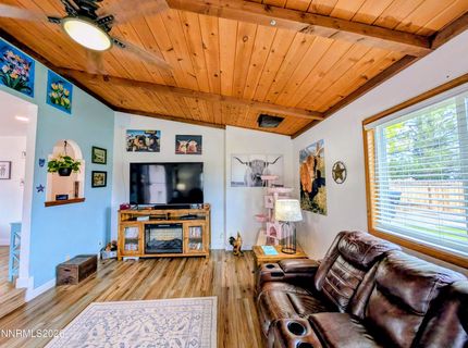 1420 Berry Lane, Gardnerville, NV 89460 Photo