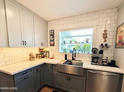 1420 Berry Lane, Gardnerville, NV 89460 Photo