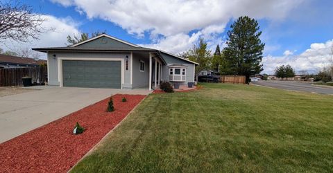 1420 Berry Lane, Gardnerville, NV 89460 Photo