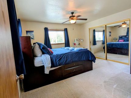 1420 Berry Lane, Gardnerville, NV 89460 Photo