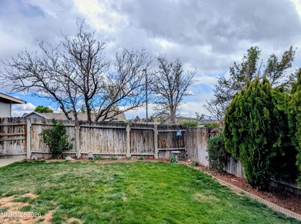 1420 Berry Lane, Gardnerville, NV 89460 Photo