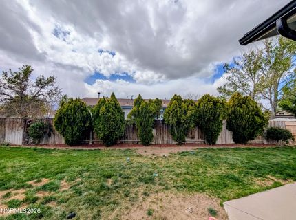 1420 Berry Lane, Gardnerville, NV 89460 Photo
