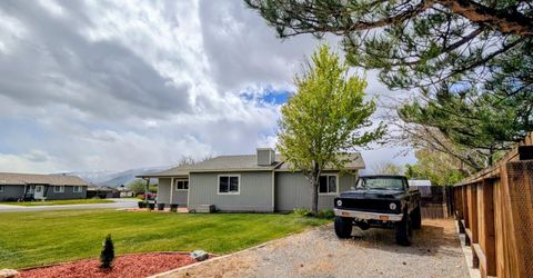 1420 Berry Lane, Gardnerville, NV 89460 Photo