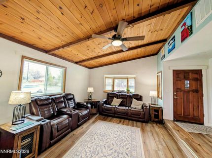 1420 Berry Lane, Gardnerville, NV 89460 Photo