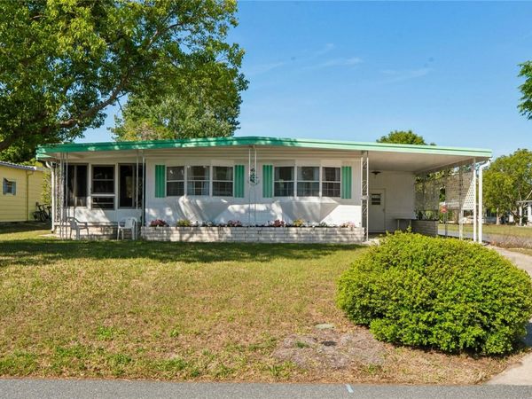 8021 WESTERN CIRCLE DRIVE , BROOKSVILLE, FL 34613