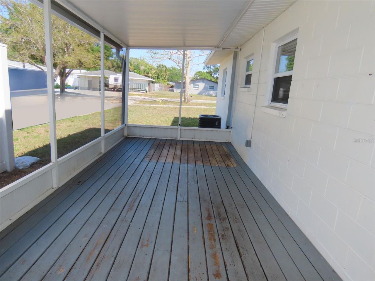 8055 33rd Avenue N, Saint Petersburg, FL 33710 Photo