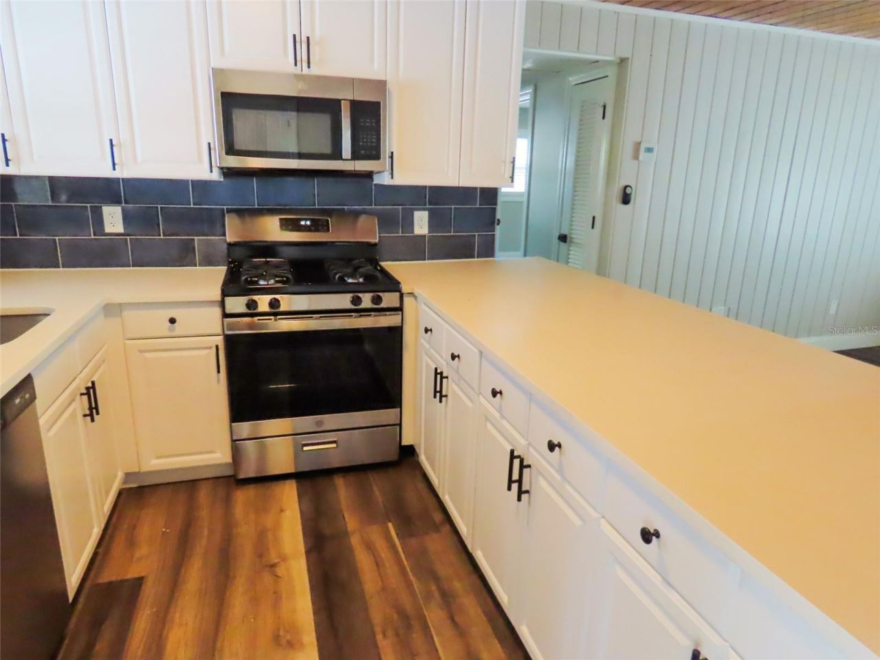 8055 33rd Avenue N, Saint Petersburg, FL 33710 Photo