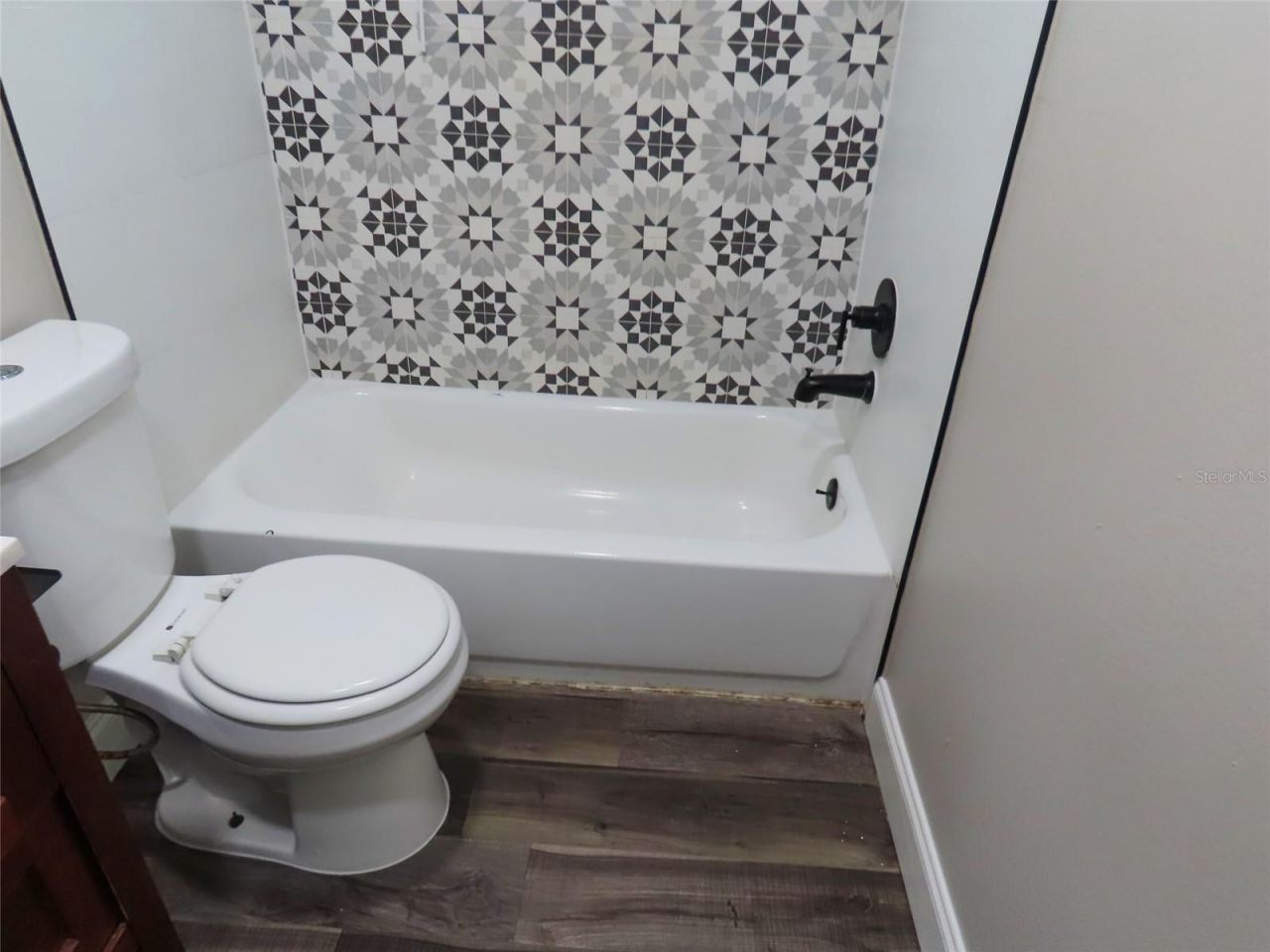 8055 33rd Avenue N, Saint Petersburg, FL 33710 Photo
