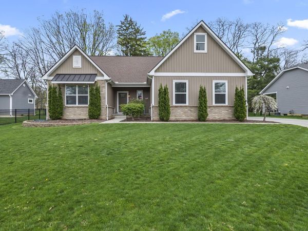 136 Mainsail Drive , Westerville, OH 43081