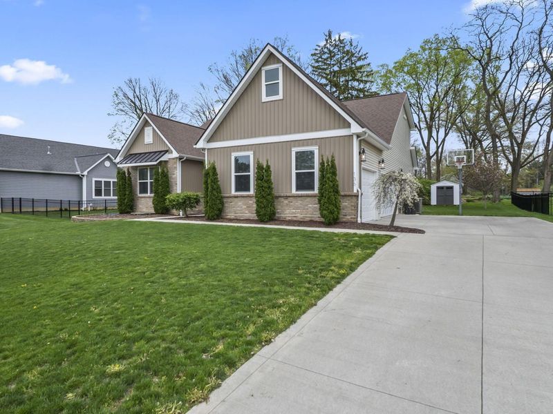 136 Mainsail Drive , Westerville, OH 43081 Photo 3