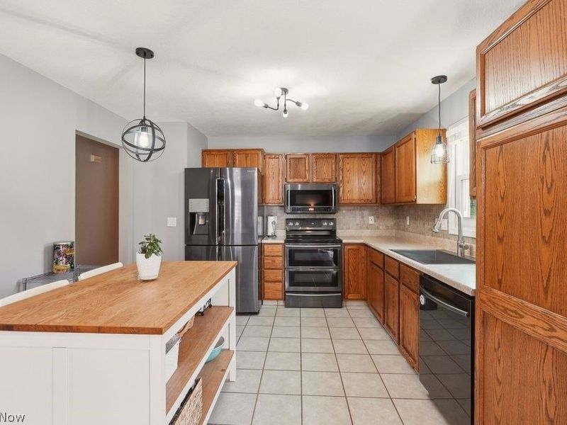 2104 Van Oaks Drive , Twinsburg, OH 44087 Photo 22