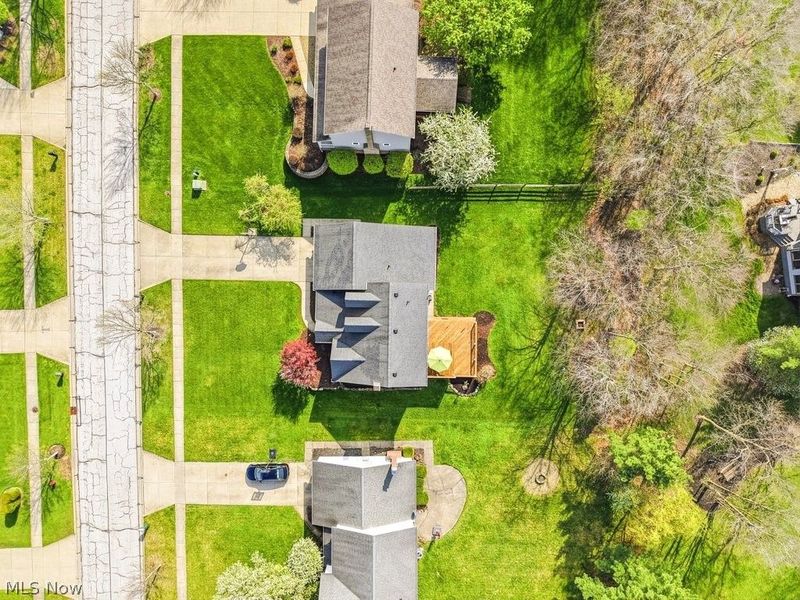 2104 Van Oaks Drive , Twinsburg, OH 44087 Photo 5