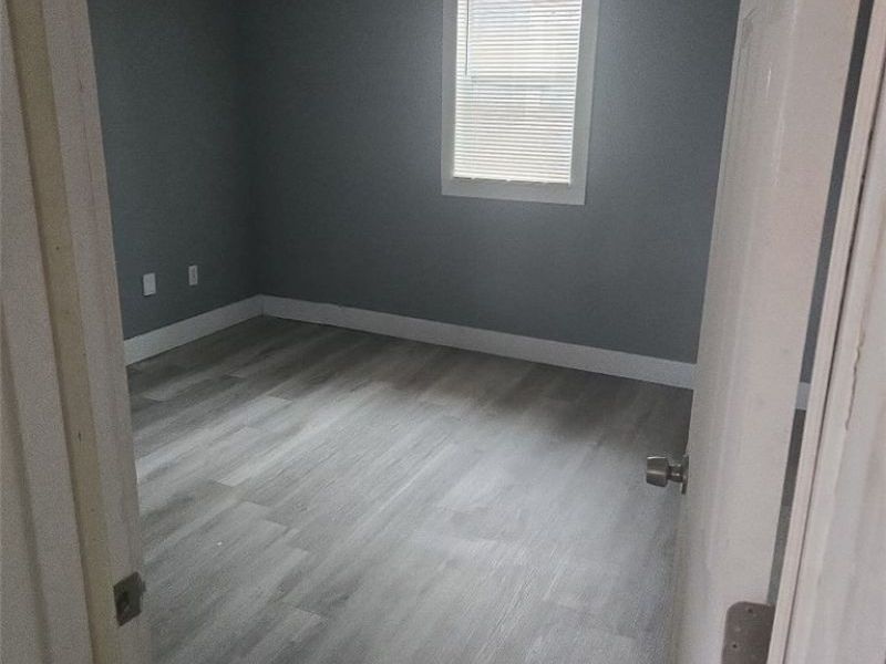 2000 Seymour Avenue, Cleveland, OH 44113 Photo 4