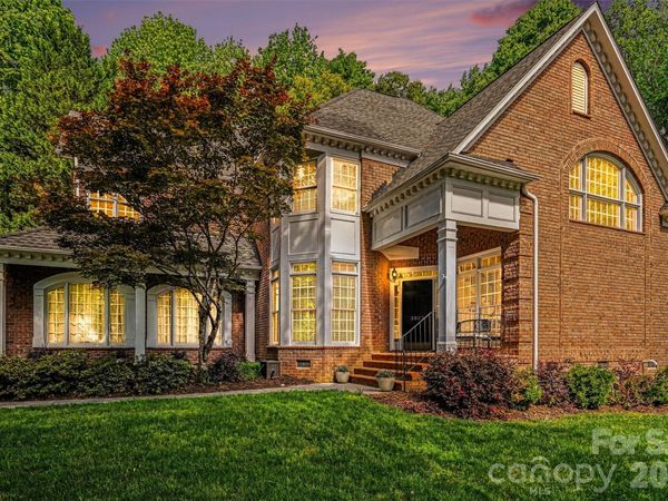 3807 Degrasse Drive, Charlotte, NC 28269
