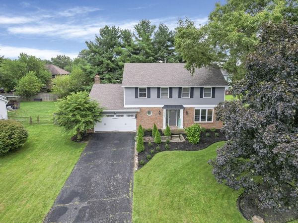 10131 Hounsdale Drive, Pickerington, OH 43147