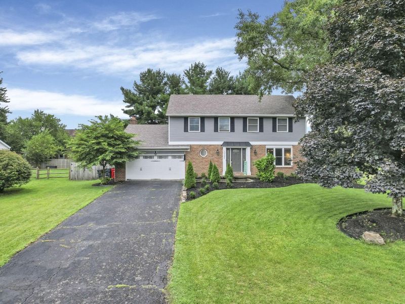 10131 Hounsdale Drive , Pickerington, OH 43147 Photo 1