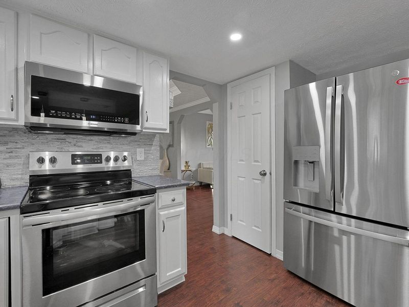10131 Hounsdale Drive, Pickerington, OH 43147 Photo 45