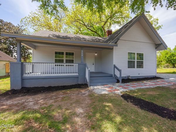 237 Oak Street , Jackson, TN 38301