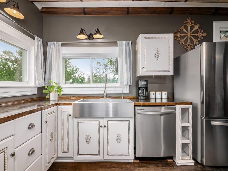 130 N Walnut Street , Marysville, OH 43040 Photo 13