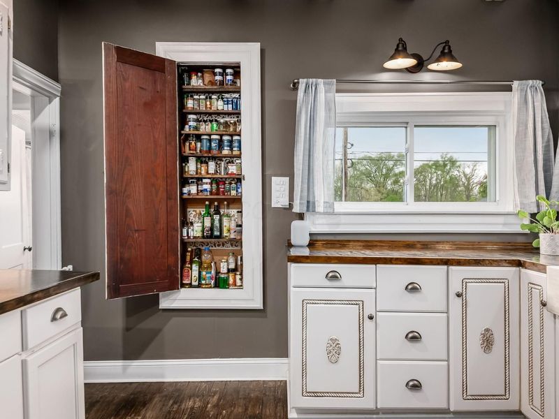 130 N Walnut Street , Marysville, OH 43040 Photo 14