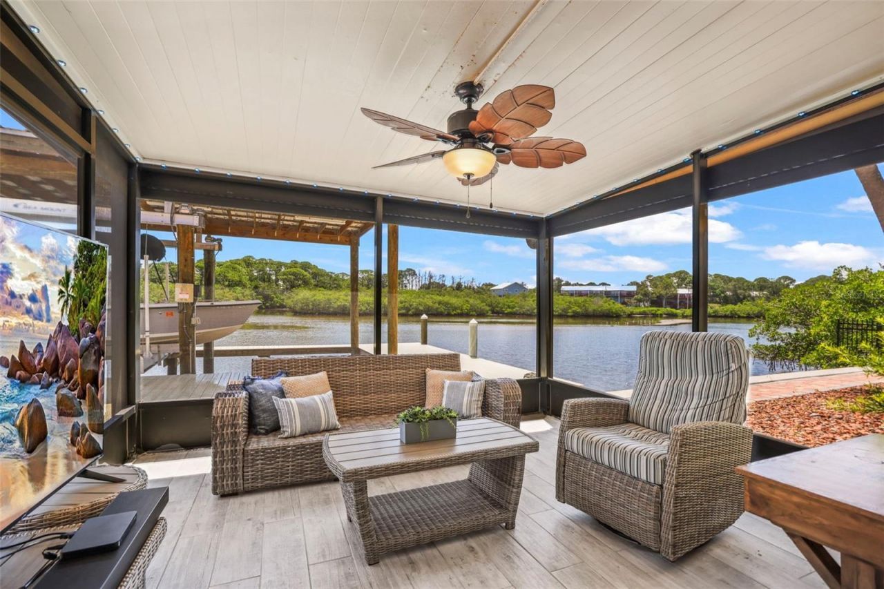 412 Orchid Lane , Palm Harbor, FL 34683 Photo