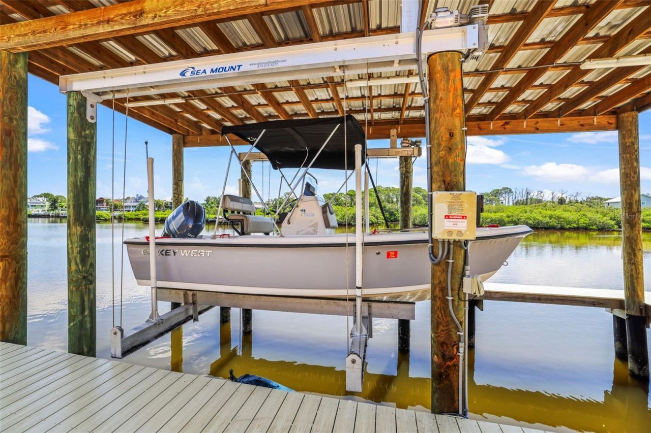 412 Orchid Lane , Palm Harbor, FL 34683 Photo