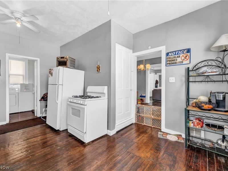 5236 Lorain Avenue , Cleveland, OH 44102 Photo 2