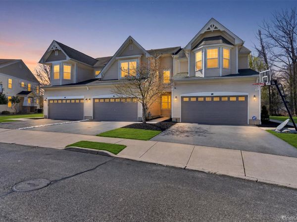 9 Cornwall Lane , Middletown, NY 10940