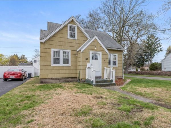 187 Walzer Road , Rochester, NY 14622