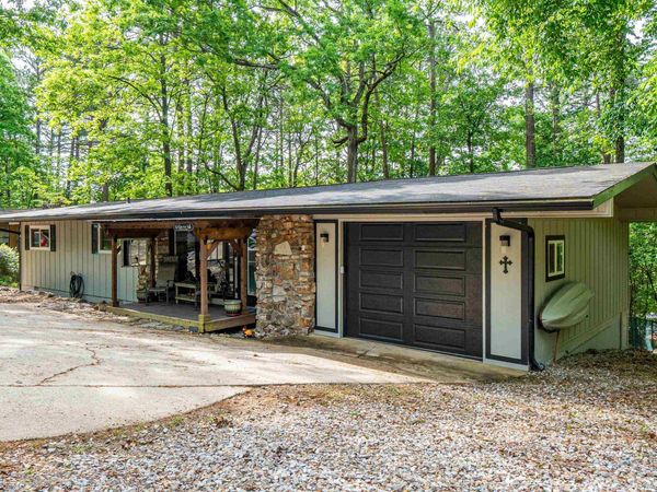 9 TELDE Circle, Hot Springs Village, AR 71909