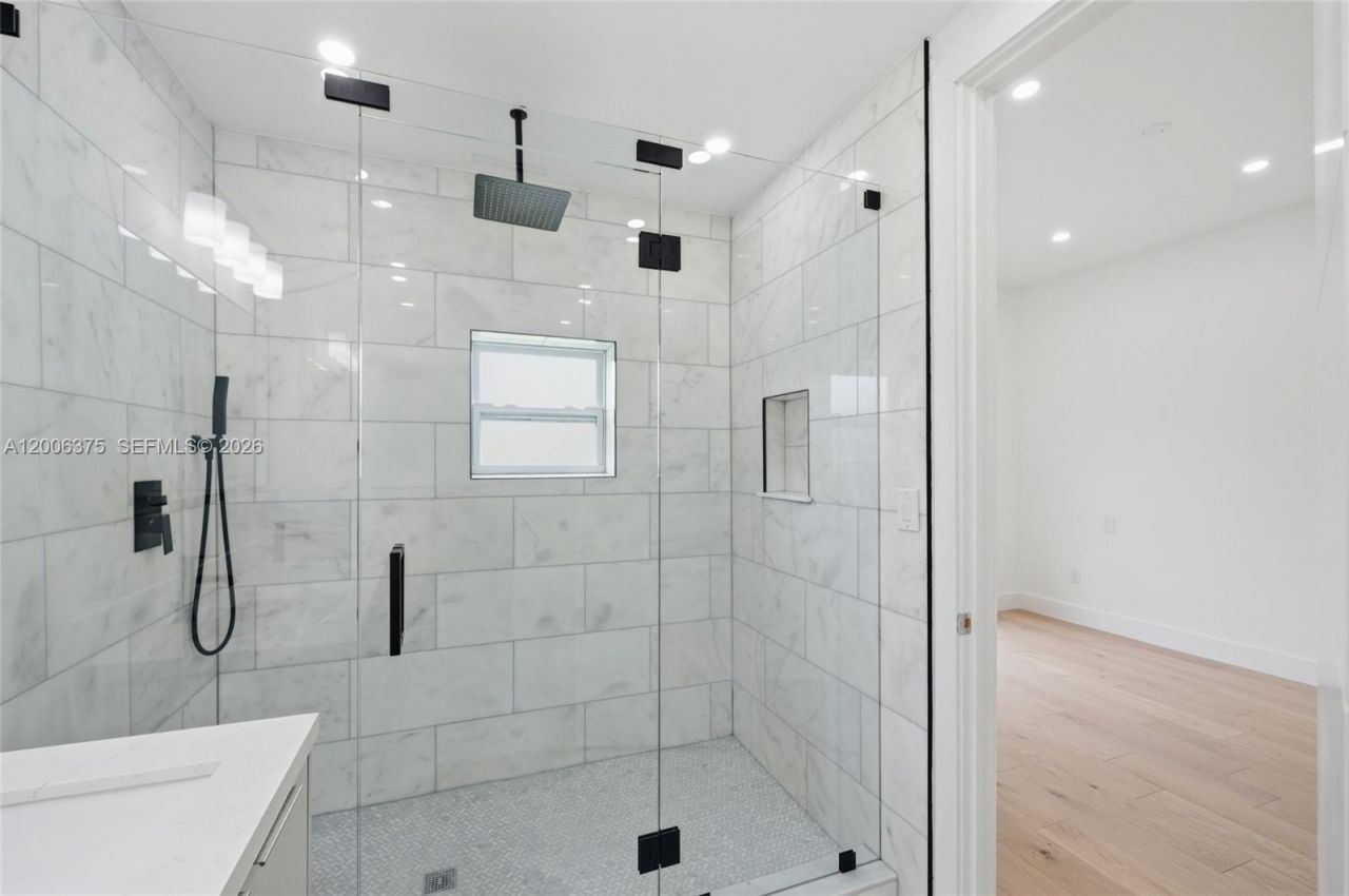 5735 SW 12th St , West Miami, FL 33144 Photo