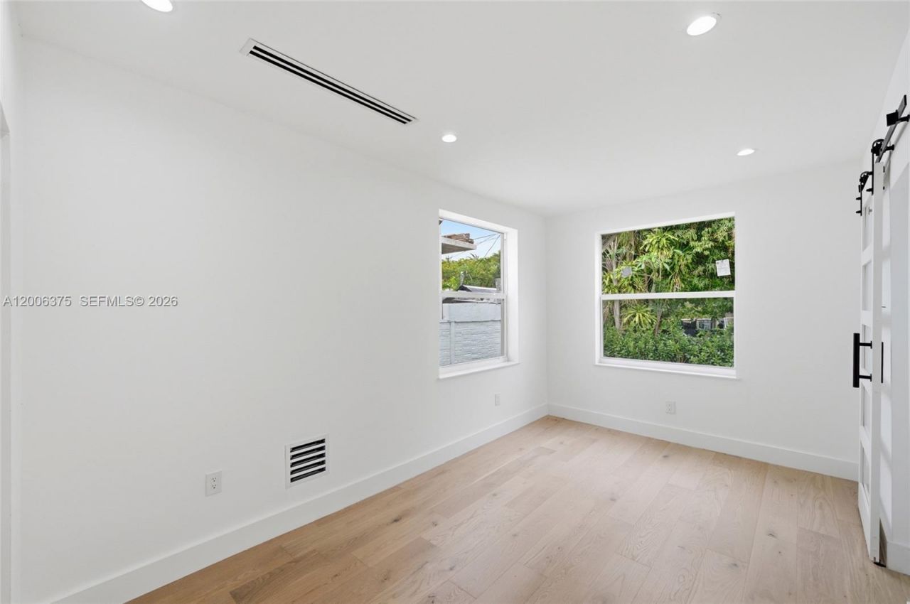 5735 SW 12th St , West Miami, FL 33144 Photo