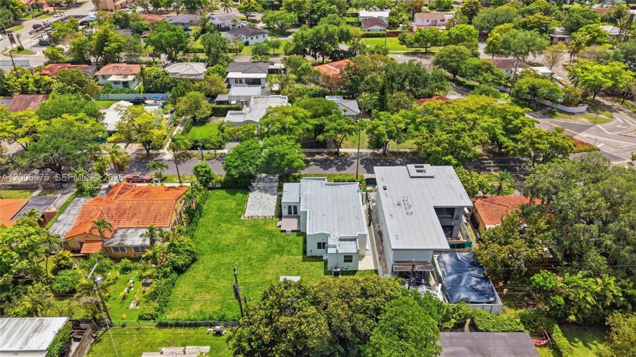 5735 SW 12th St , West Miami, FL 33144 Photo