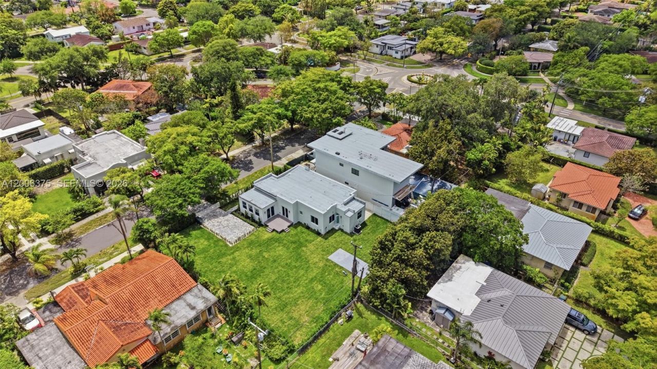 5735 SW 12th St , West Miami, FL 33144 Photo