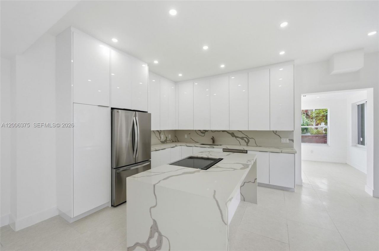 5735 SW 12th St, West Miami, FL 33144 Photo