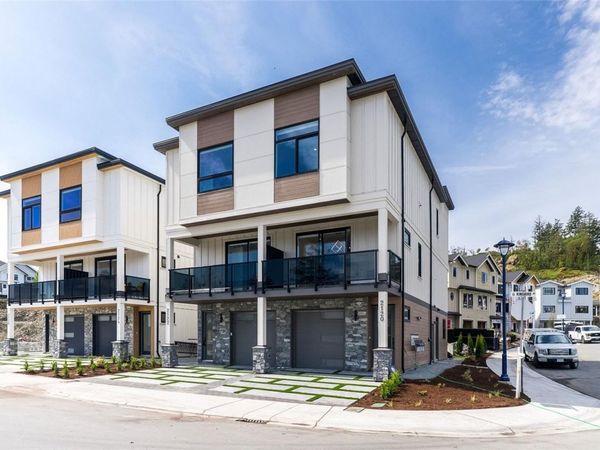 2120 Kingbird Dr , Langford, BC V9B 0E7