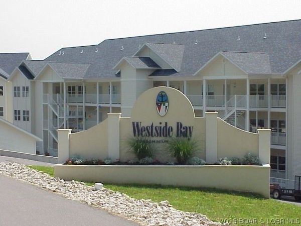 216 Lakeview Resort Boulevard, Unit 2A, Sunrise Beach, MO 65079
