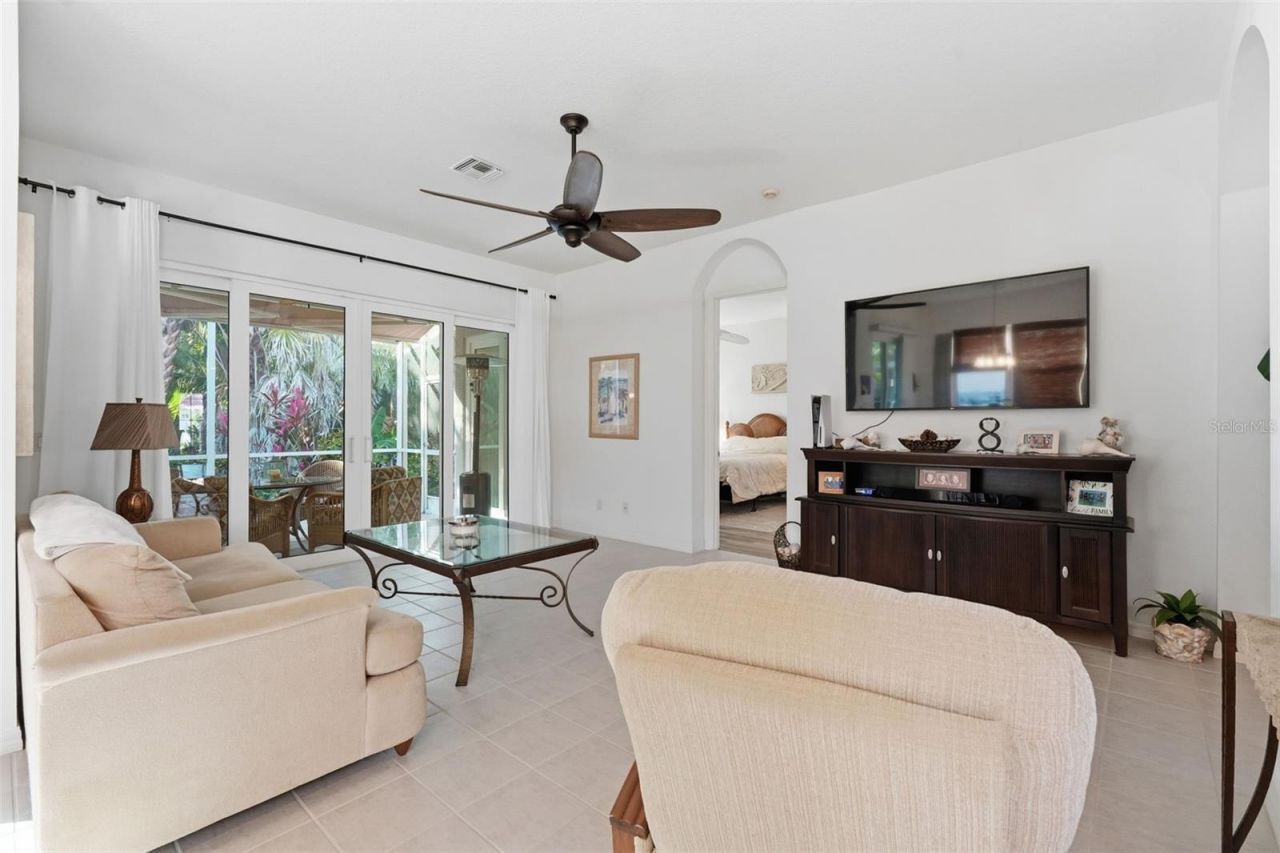 5127 Hanging Moss Lane, Sarasota, FL 34238 Photo