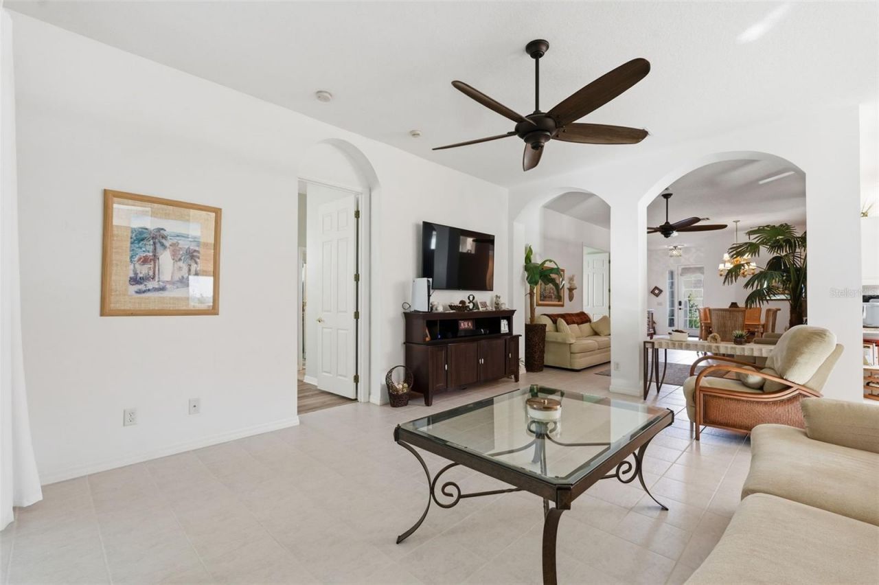 5127 Hanging Moss Lane, Sarasota, FL 34238 Photo