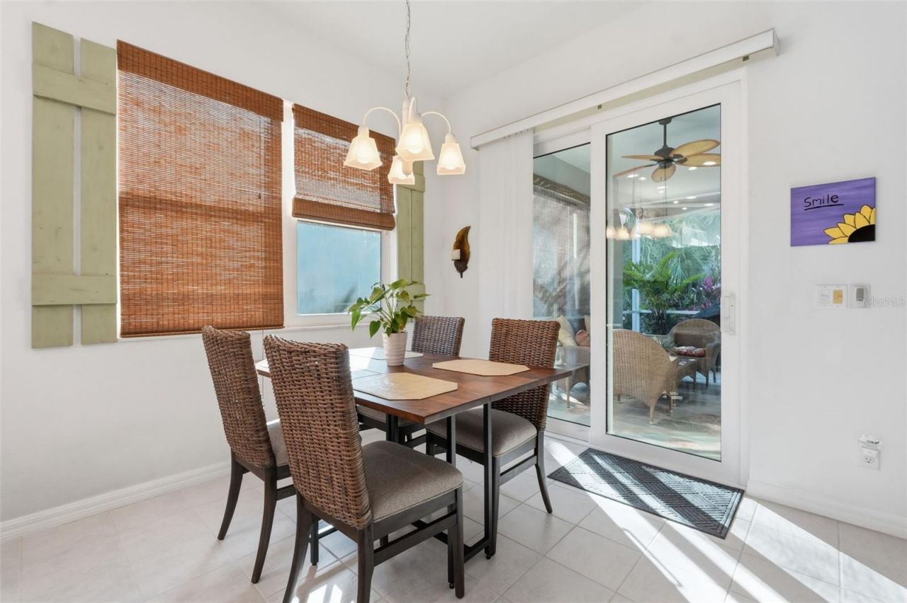 5127 Hanging Moss Lane, Sarasota, FL 34238 Photo