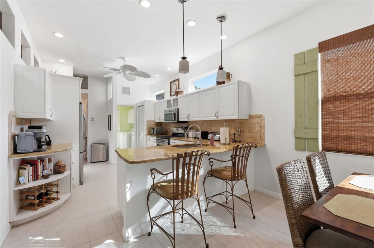 5127 Hanging Moss Lane, Sarasota, FL 34238 Photo