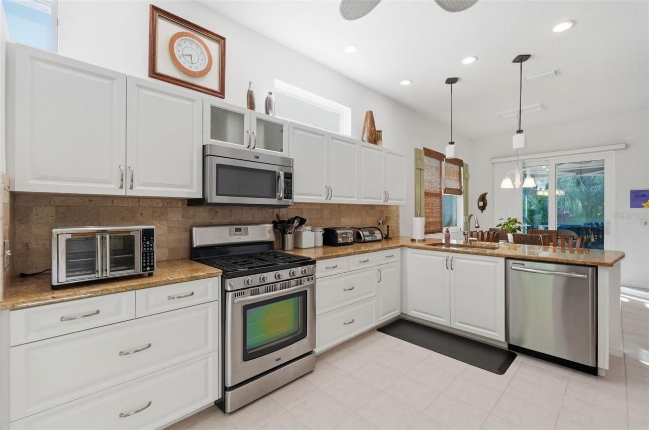 5127 Hanging Moss Lane, Sarasota, FL 34238 Photo