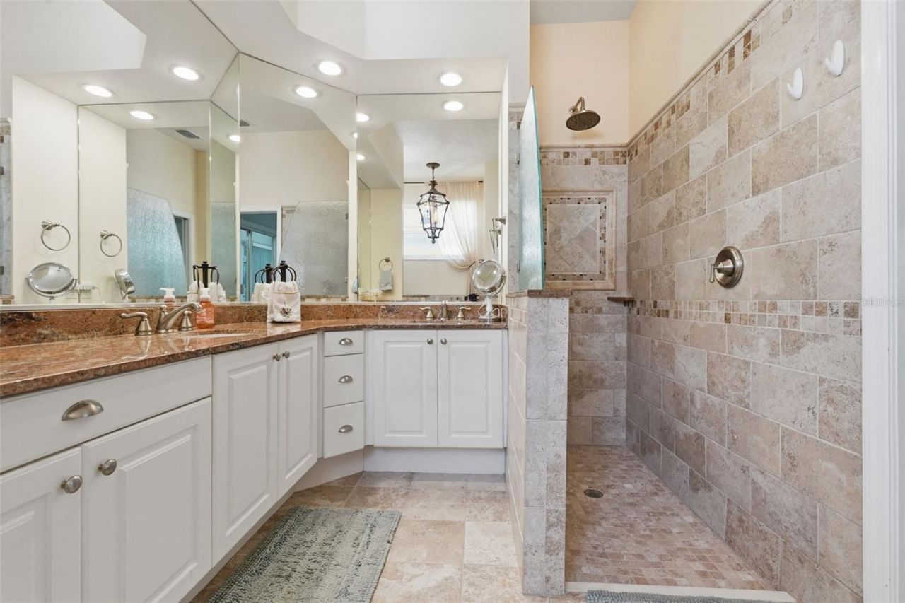 5127 Hanging Moss Lane, Sarasota, FL 34238 Photo