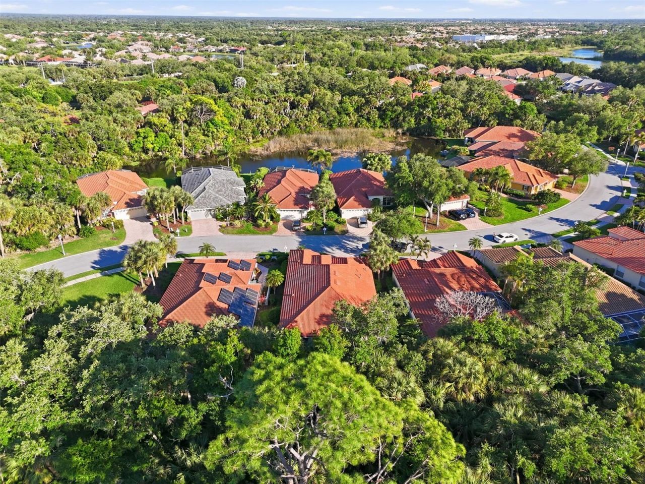 5127 Hanging Moss Lane, Sarasota, FL 34238 Photo