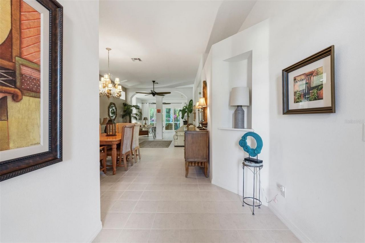 5127 Hanging Moss Lane, Sarasota, FL 34238 Photo