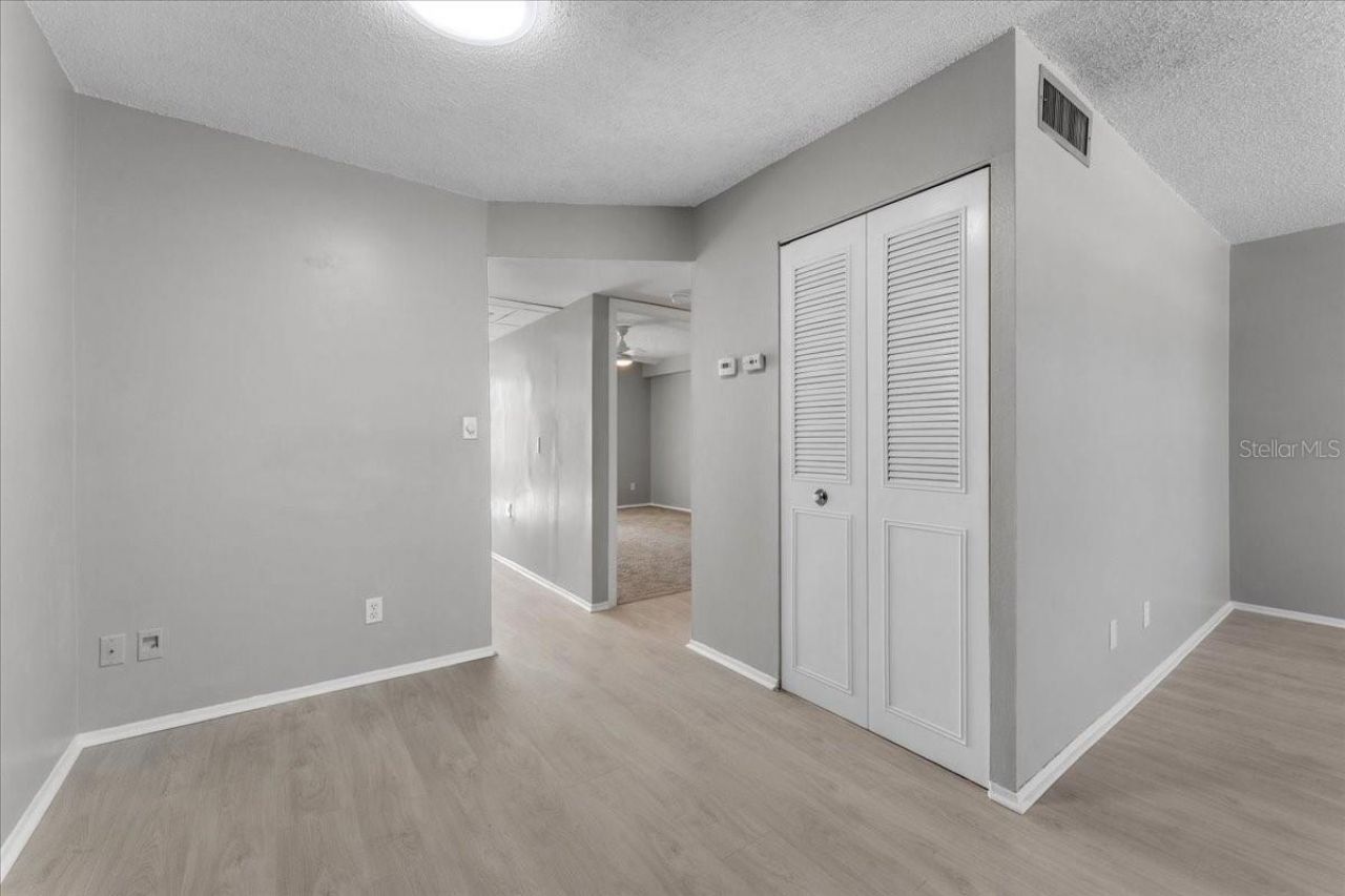 4885 1st Street Ne, Unit 212, Saint Petersburg, FL 33703 Photo