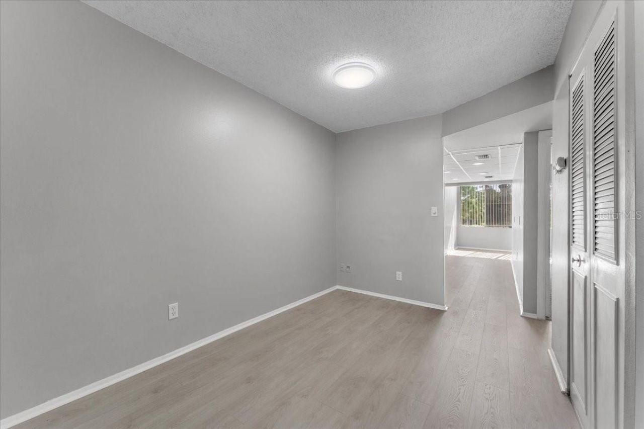 4885 1st Street Ne, Unit 212, Saint Petersburg, FL 33703 Photo