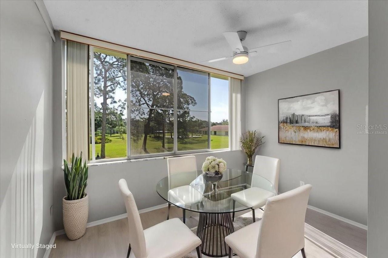 4885 1st Street Ne, Unit 212, Saint Petersburg, FL 33703 Photo